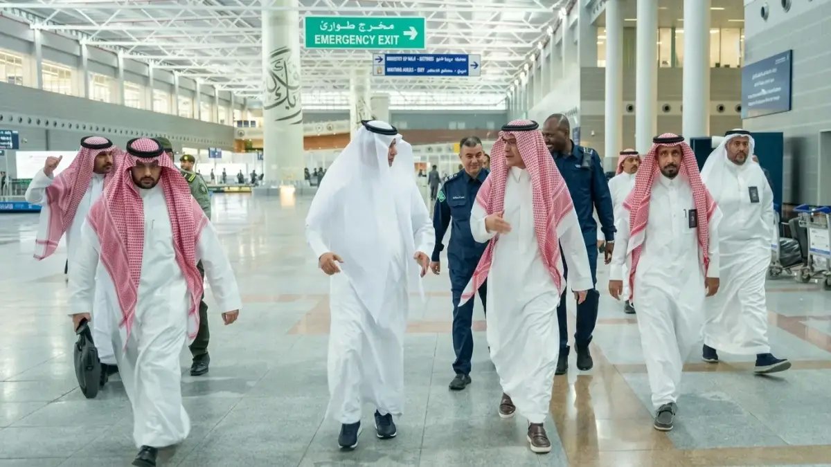 عاجل: محافظ الزكاة يكشف خطة سرية لمطار جدة خلال الحج… شاهد كيف تضمن سلاسة رحلة مليون حاج!