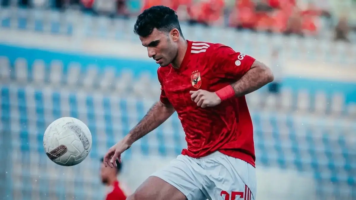 فيديو صادم: رونالدو يتصدى بنفسه لجمهور النصر لحماية ديميرال من قذف القارورات!