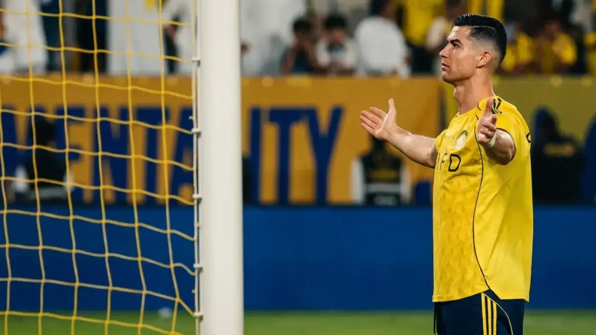 عاجل: رونالدو يكشف صدمة للمشجعين ويؤكد: "نهاية المسيرة تقترب… لكني أريد لقب الدوري السعودي قبل الرحيل"!