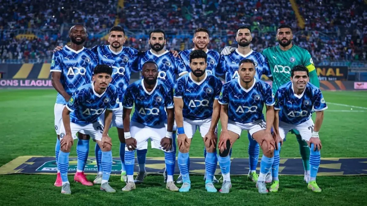 حسم اللقب يدق: قائمة بيراميدز النارية تثير التساؤلات بعد غياب 4 لاعبين خطيرين عن مواجهة إنبي!