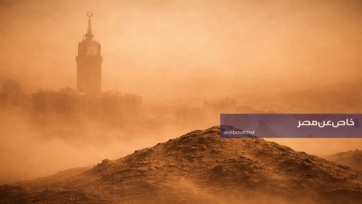 عاجل: العاصفة الترابية التي تخنق تبوك والجوف - خبير أرصاد يحذر: "الرؤية تنعدم خلال ساعات"