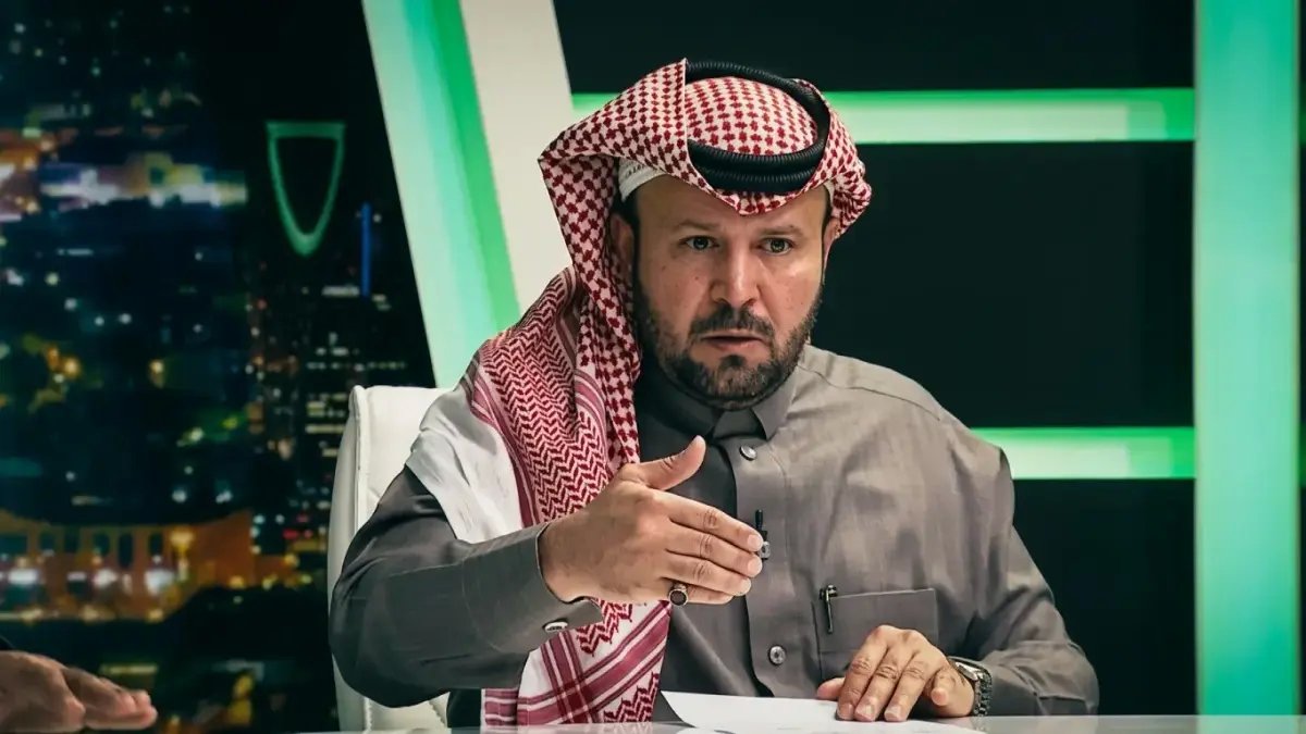 صحيفة المرصد تكشف: مساعد السحيمي يتساءل هل يُعامل نادي الخلود كالهلال؟… قرار استثنائي قد يُغير تاريخ كرة القدم السعودية