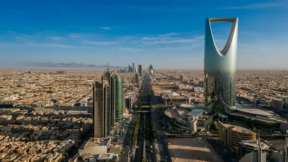 عاجل: منح دراسية مجانية كاملة للطلبة المغاربة في السعودية… شروط وفرصة سريعة عبر الإنترنت