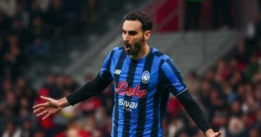 ميلان يتأخر بثنائية ضد أتالانتا في الشوط الأول بالدوري الإيطالي.. فيديو