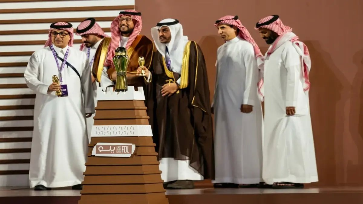 شاهد: تتويج أبها التاريخي… والفيصلي يخطف الوصافة في جولة الإثارة! قفزة بـ 500% في الأهداف أذهلت الجميع
