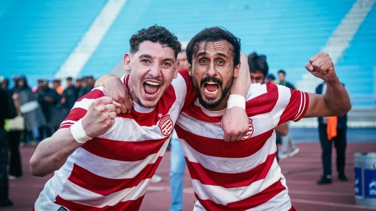 لقطات صادمة: الأفريقي يحسم الدوري التونسي بعد 10 سنوات… والترجي في حالة انهيار!