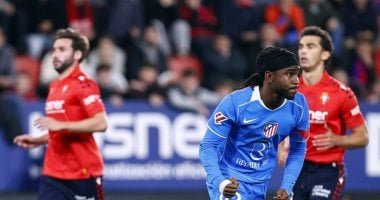 أوساسونا ضد أتلتيكو مدريد.. الروخي بلانكوس يخطف انتصارًا مثيرًا رغم طرد يورينتي