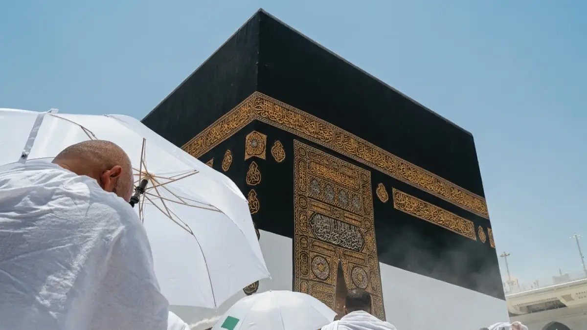 خبراء يكشفون: وزارة الحج والعمرة أكملت خطة التصعيد التاريخية… 83 ألف جولة رقابية تضمن سلامة مليون حاج في منى!