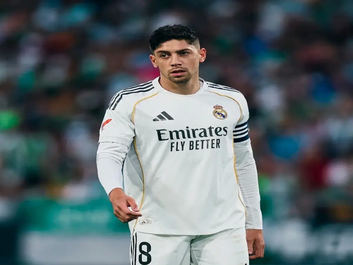  الهلال يُفجر المفاوضات مع مدافع فرنسا القوي… مالانج سار الصفقة الكبرى في الميركاتو!