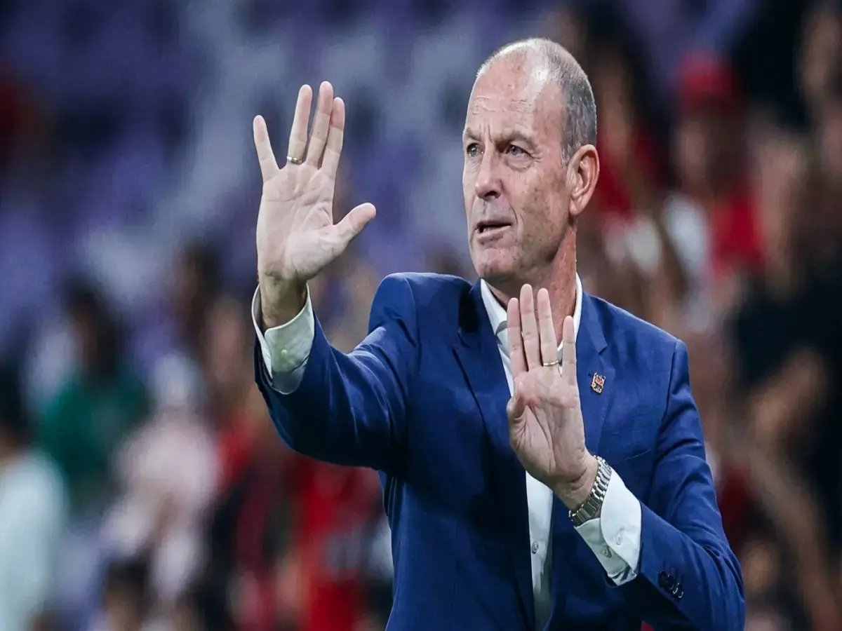  الأهلي يدفع ملايين الجنيهات لدفن توروب! ثم يُستعد لخطف مدرب قاتل… ومفاجأة في قلب القلعة الحمراء تُغيّر كل شيء!
