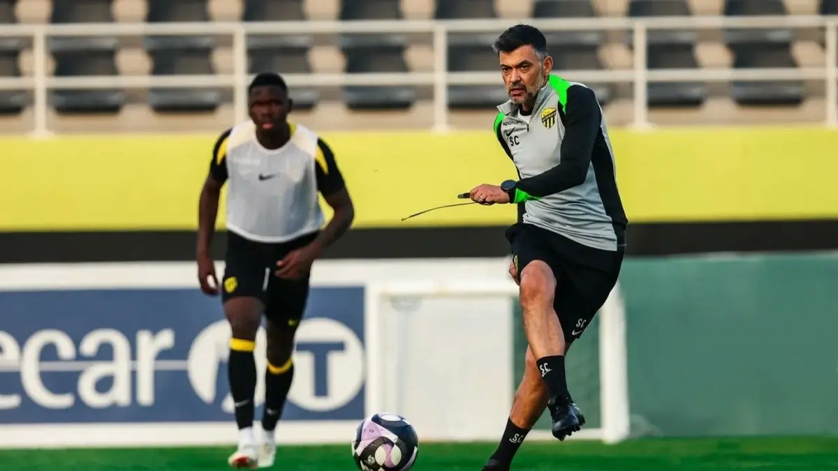 عاجل: سعود عبدالحميد يسجل حضوراً تاريخياً… هل يعيد سيناريو مونديال روسيا في 2026 ويقود تحولاً جديداً للأخضر؟