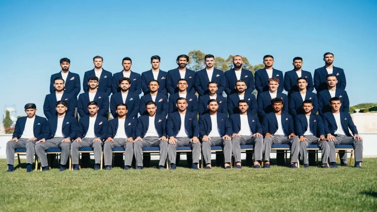 عاجل: المنتخب الإيراني يصل كأس العالم 2026 بعد حرب وتأشيرات ممنوعة… هل يلتقي أمريكا في مواجهة تاريخية؟