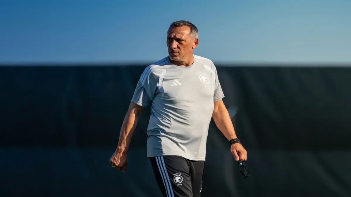 عاجل: مورينيو يعود إلى ريال مدريد في صفقة مليونية صادمة.. وسيلفا يخلفه في بنفيكا!