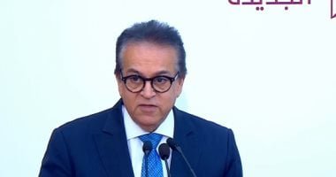وزير الصحة يشهد تسجيل المواطنين بمنظومة التأمين الصحي الشامل بالمنيا