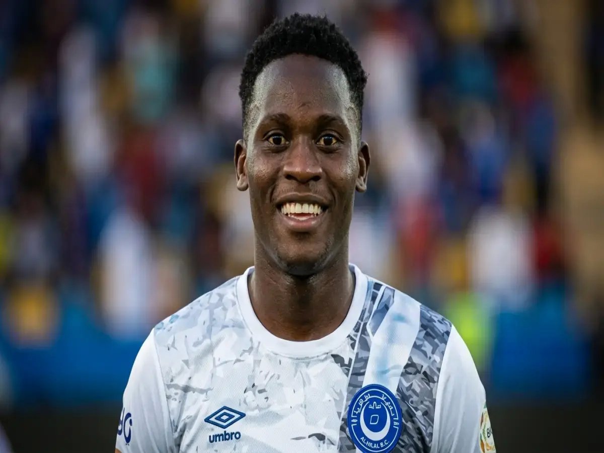  الهلال يصدم بيراميدز برفض عرض جان كلود.. ويحدد 5 ملايين دولار كشرط نهائي!