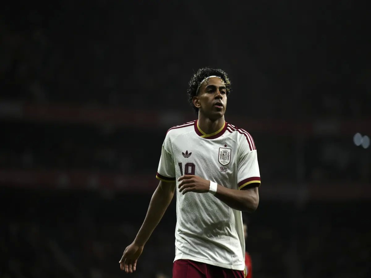  لامين يامال يكشف صدمته من هتافات ضد الإسلام في مباراة مصر... ويراهن سراً على فوز المغرب! 🤫⚽