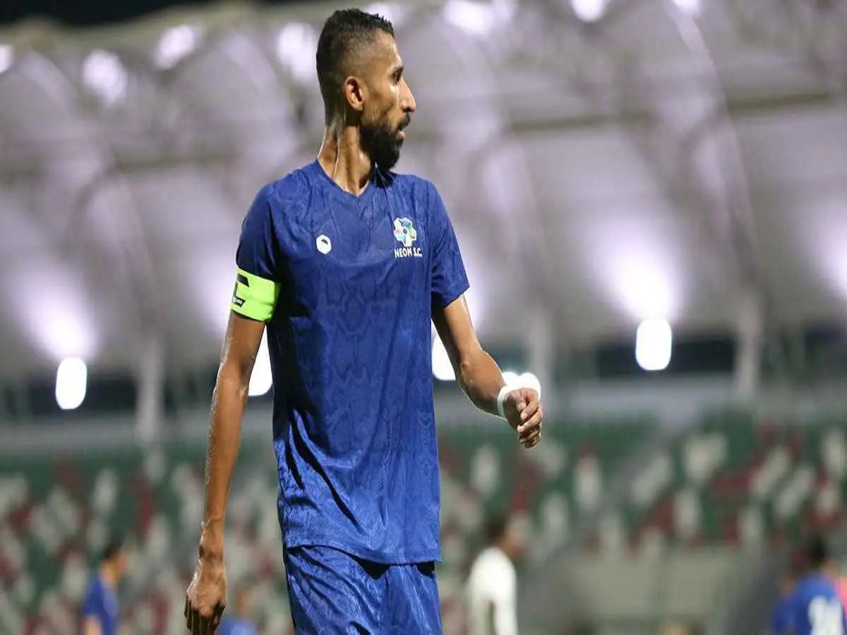  مفاوضات متقدمة للتعاقد مع أسطورة الهلال سلمان الفرج.. أرقام مهولة ورفض الاعتزال!