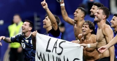 بريطانيا تطالب فيفا بالتحقيق مع منتخب الأرجنتين