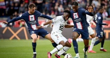 باريس سان جيرمان يبدأ رحلة الدفاع عن لقب الدوري الفرنسي أمام رين