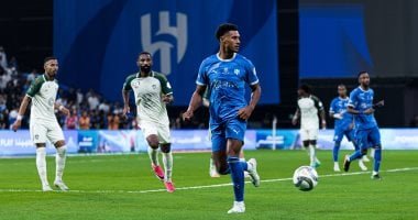 واتكينز وسامرفيل يقودان الهلال أمام الشباب فى الدوري السعودي