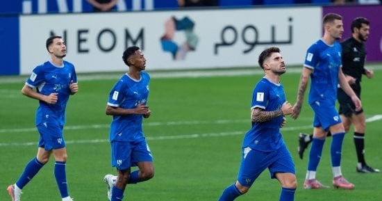الهلال يفوز علي الغرافة 2-1 في دوري أبطال آسيا.. وطرد بن ناصر وسامرفيل
