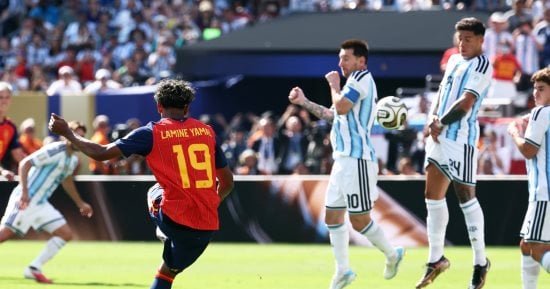 لامين يامال يقود قائمة إسبانيا لمواجهات دوري الأمم الأوروبية