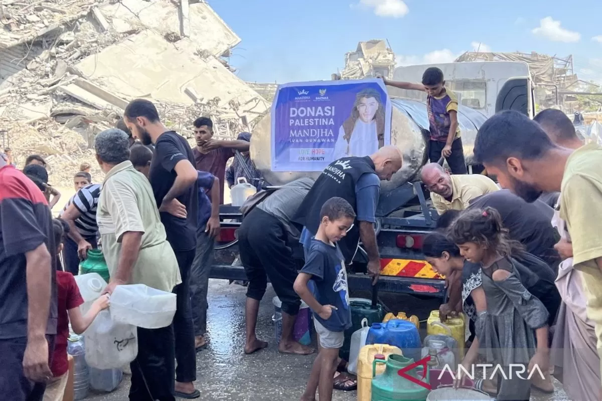 Baznas-Ivan Gunawan sends 25 thousand liters of water and food to Gaza