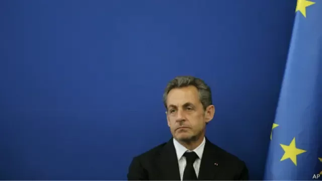 أعلن ساركوزي عودته للحياة السياسية في لقاء تلفزيوني الأحد الماضي