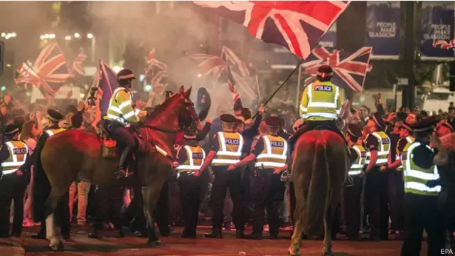 شهدت مدينة غلاسكو مساء الجمعة صدامات بين مؤيدي الاستقلال ومؤيدي الوحدة